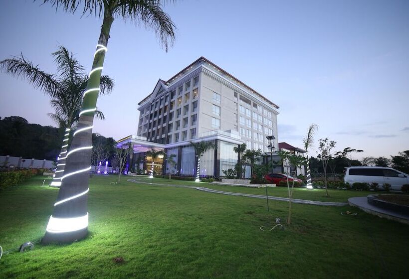 ホテル The Grand Mountain