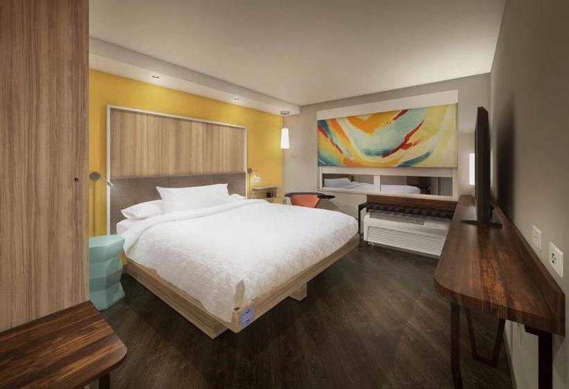 ホテル Tru By Hilton Meridian