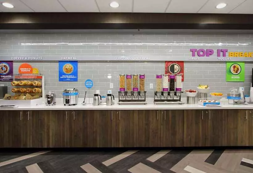 Hotelli Tru By Hilton Meridian