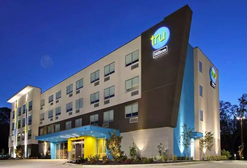 Hotelli Tru By Hilton Meridian