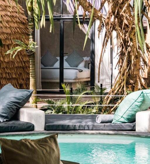 Panorama Beach Club & Resort