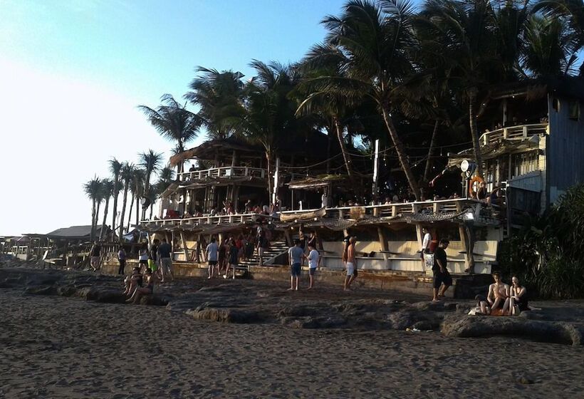 Repag Wayan Canggu Hostel