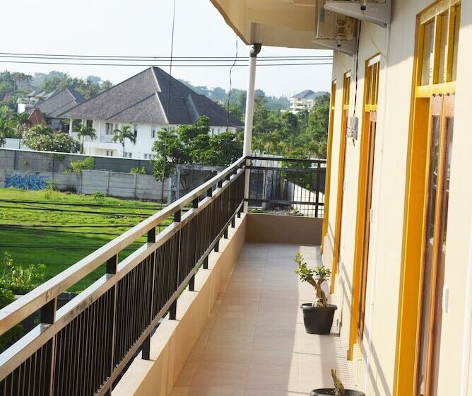 Repag Wayan Canggu Hostel