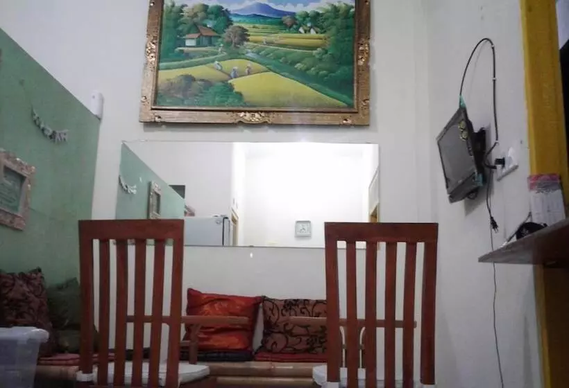 Repag Wayan Canggu Hostel