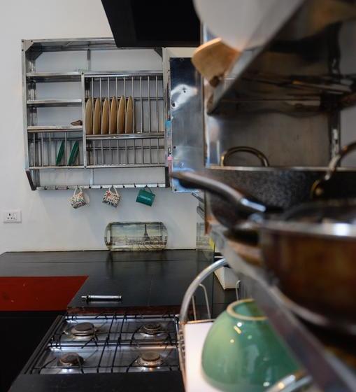 هاستل Woke Arpora