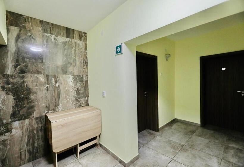 تختخواب و صبحانه Casa Golopența