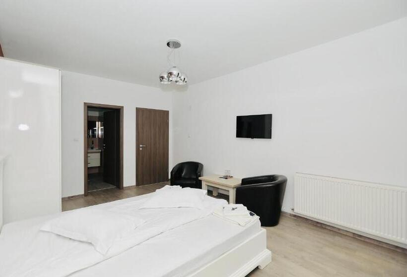 تختخواب و صبحانه Casa Golopența