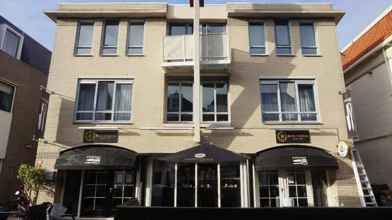 Hotelli Boutique Suites Lisse   Keukenhof