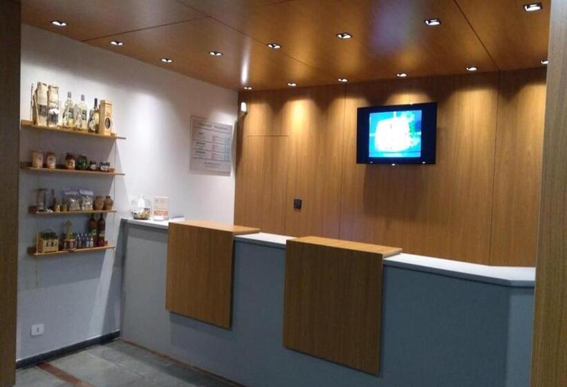 فندق Das Acacias