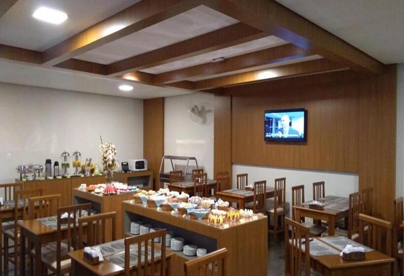 فندق Das Acacias