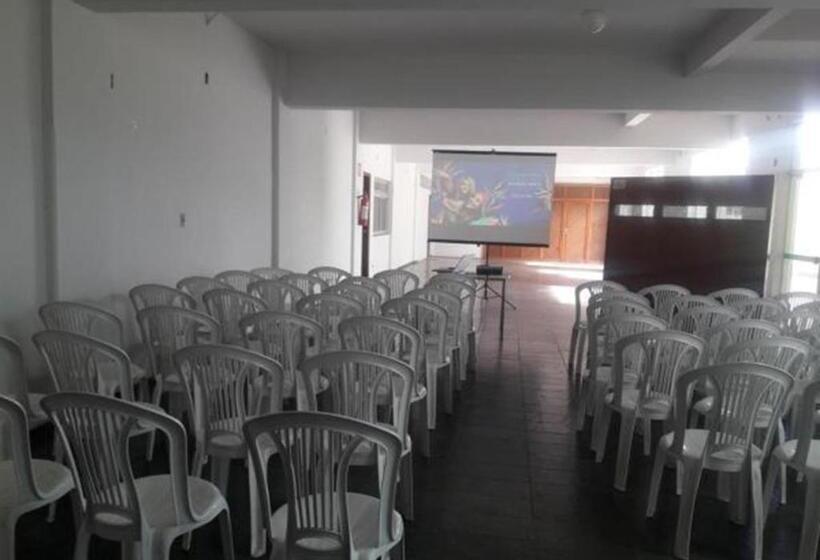 فندق Das Acacias