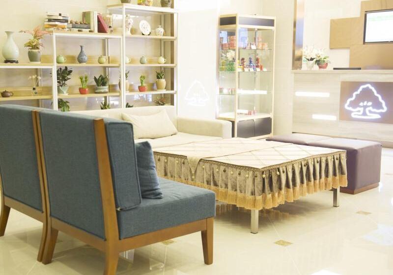 Отель Greentree Inn Nantong Qidong Lvsi Harbour Express