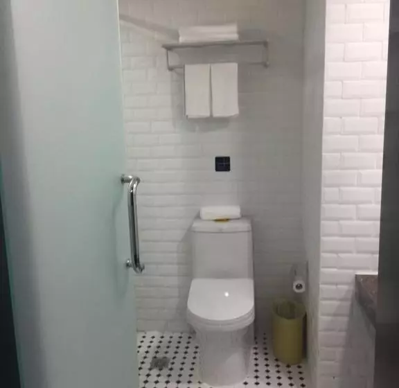 Hotelli Hi Inn Xuzhou Greenland Business City