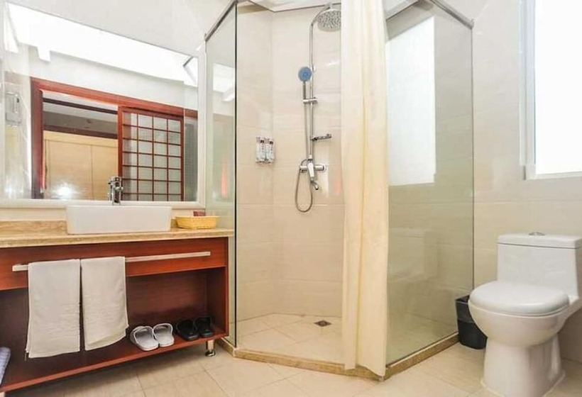 Hua Qi Kaiserdom Hotel Zhongshan Road St Michael S Cathedral And Zhanqiao Pier Qingdao