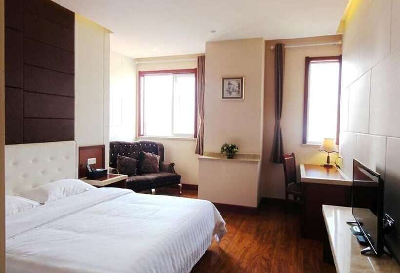 Hua Qi Kaiserdom Hotel Zhongshan Road St Michael S Cathedral And Zhanqiao Pier Qingdao