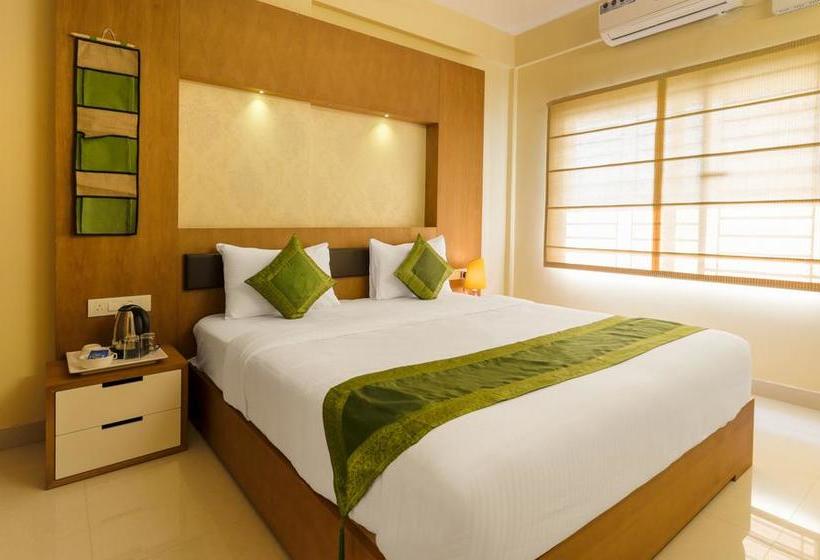 ホテル Treebo El Cielo