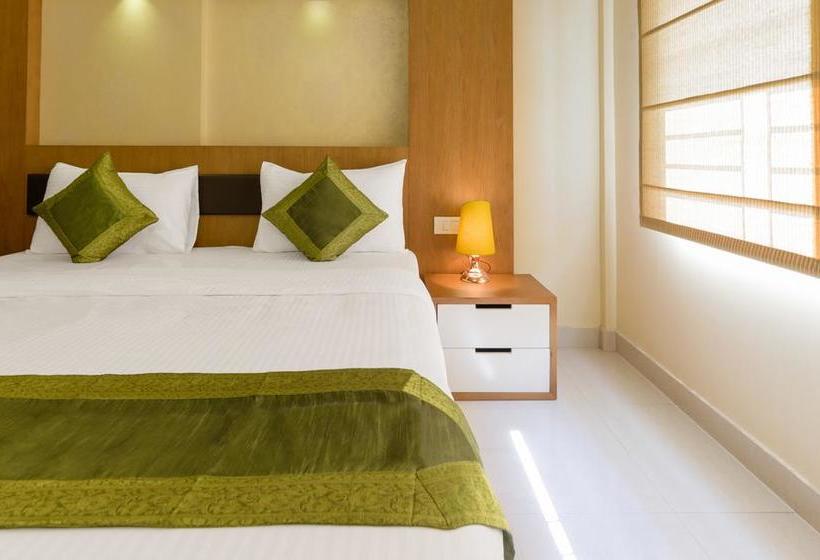 ホテル Treebo El Cielo