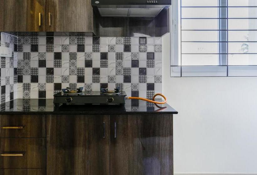 ホテル Treebo El Cielo