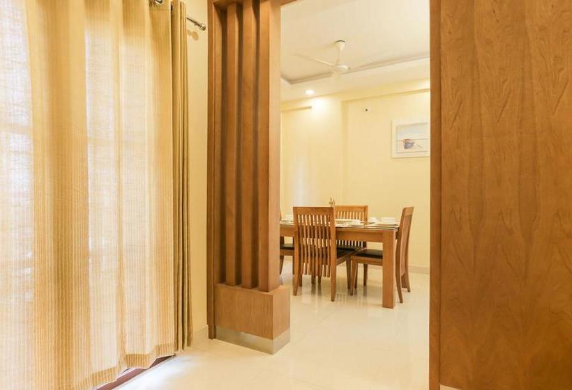 ホテル Treebo El Cielo