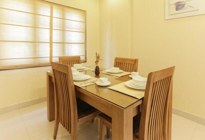 ホテル Treebo El Cielo