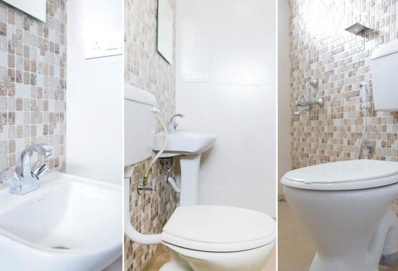 ホテル Treebo El Cielo