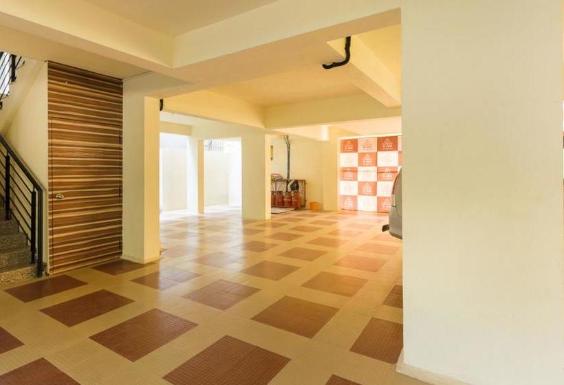 ホテル Treebo El Cielo