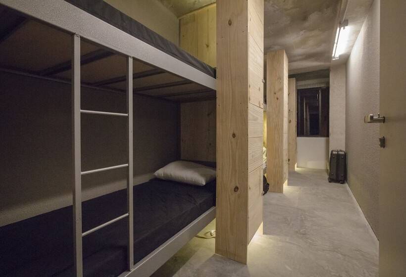 Joy Hostel & Suítes