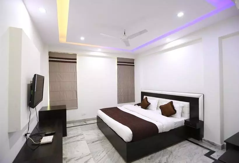 Oyo 8840 Hotel Namaskar