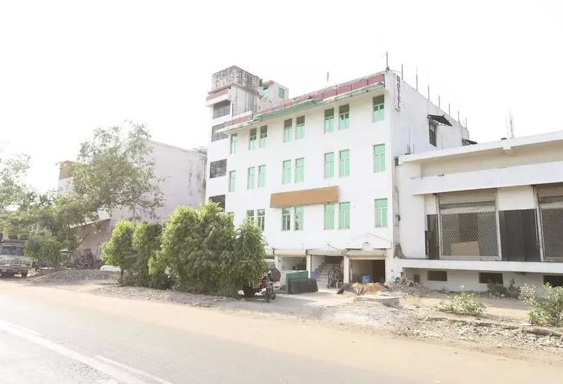 Oyo 8840 Hotel Namaskar