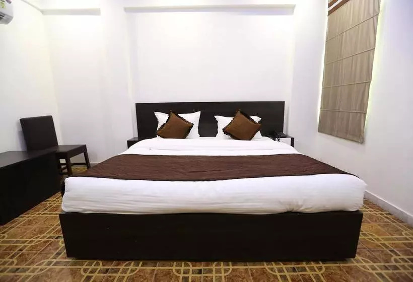Oyo 8840 Hotel Namaskar