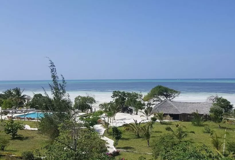Lomakeskus Jua Retreat