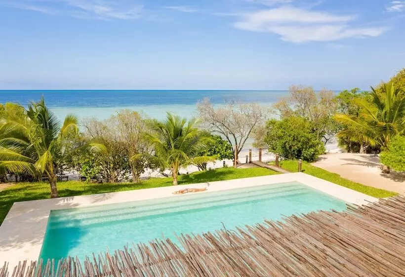 Lomakeskus Jua Retreat