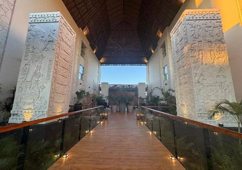 ホテル Mundo Maya Edzná