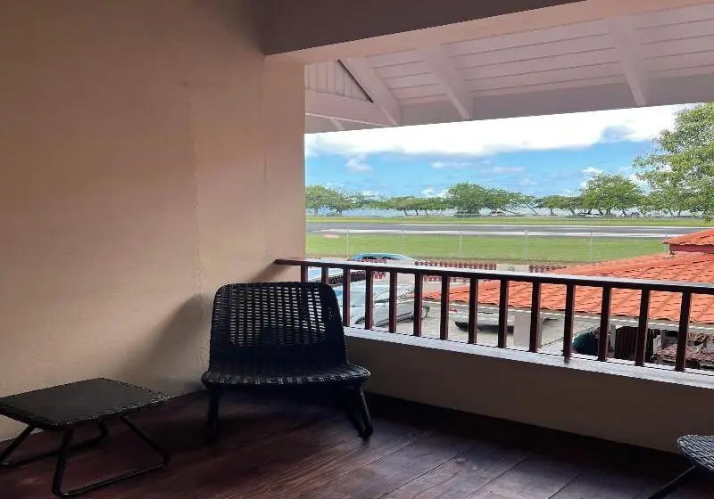 Seaview Apartel