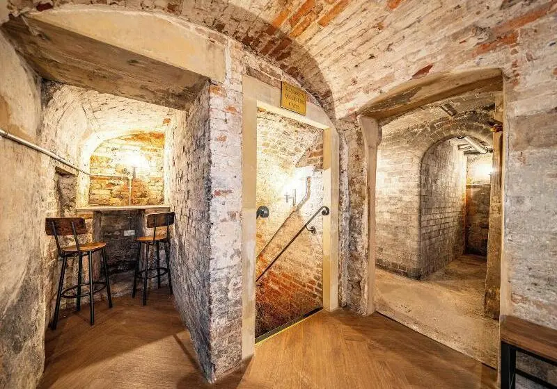 St Mary S Quarters