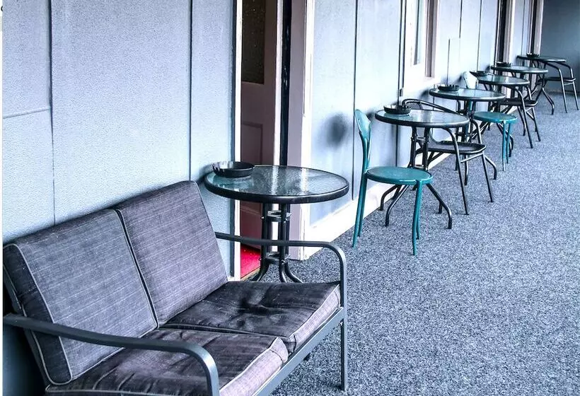 Bayview Hotel   Batemans Bay