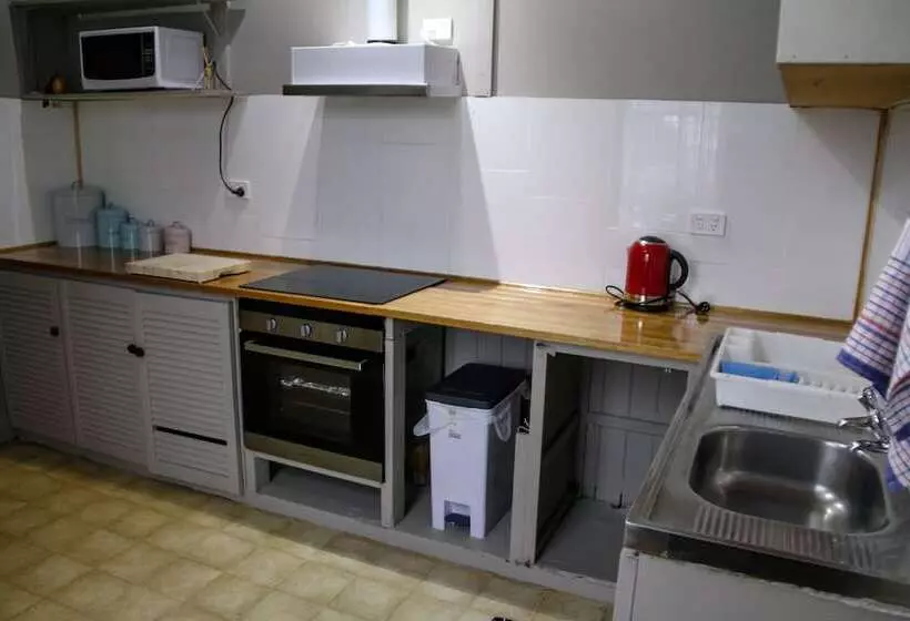 Bayview Hotel   Batemans Bay