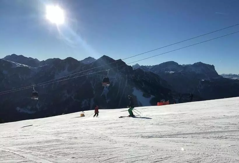 ベッドアンドブレックファースト Haus Peskoller