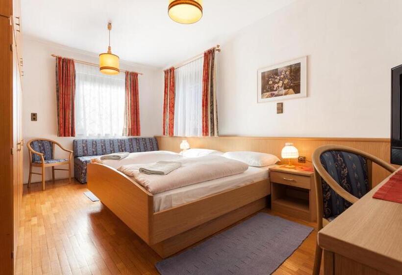 ベッドアンドブレックファースト Haus Peskoller