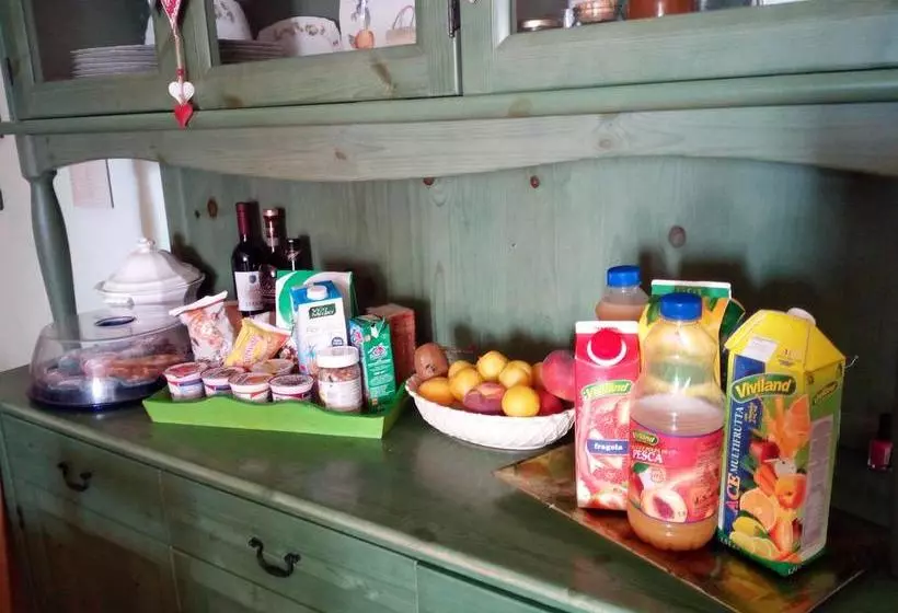 تختخواب و صبحانه Terramadre