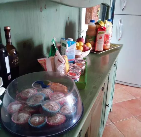 تختخواب و صبحانه Terramadre