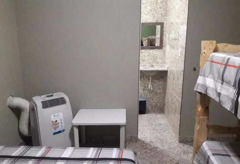 Hostel Falcão Suites Privativas Com Ar Condicionado