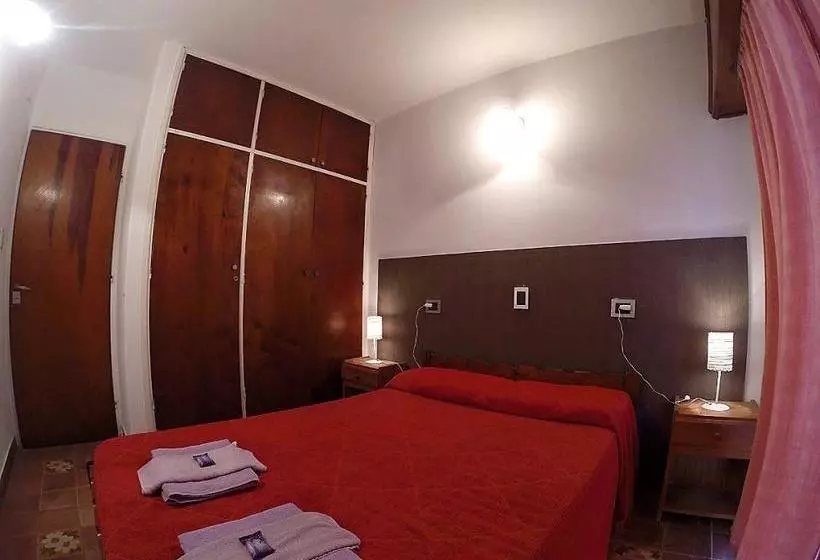 هتل La Nueva Romana