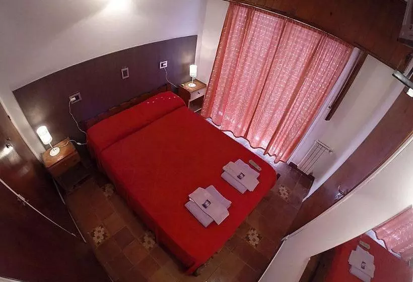 هتل La Nueva Romana