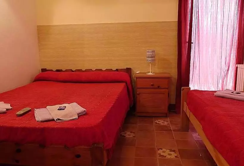 هتل La Nueva Romana