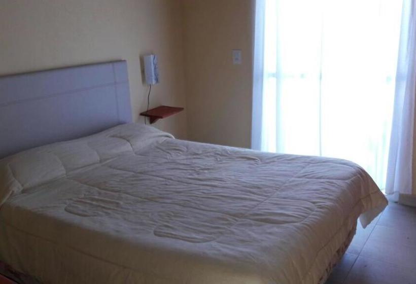 Отель La Nueva Romana