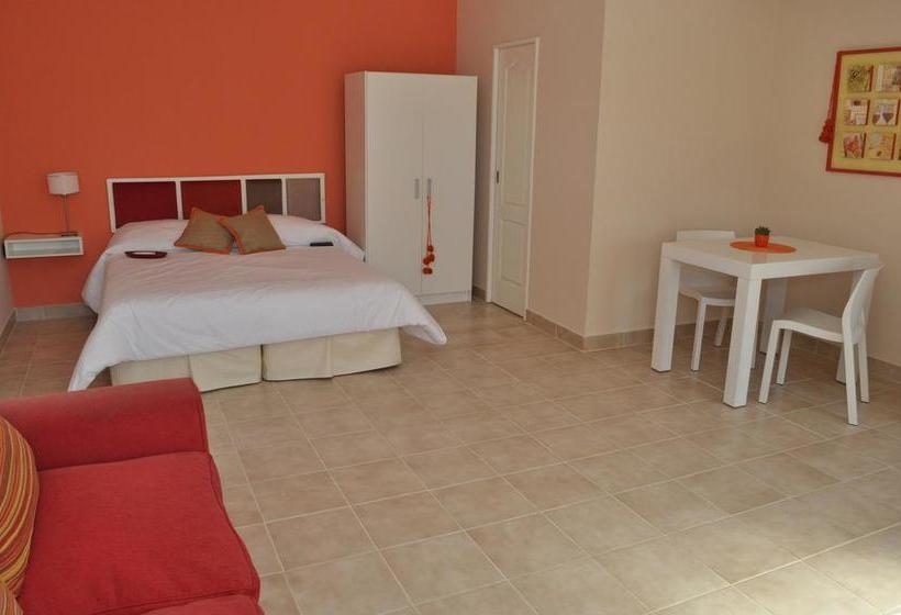 Отель La Tertulia