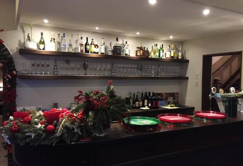 فندق Pharos Zur Seeve