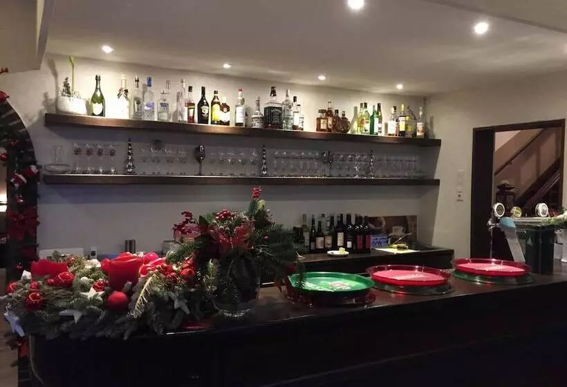 Hotelli Pharos Zur Seeve