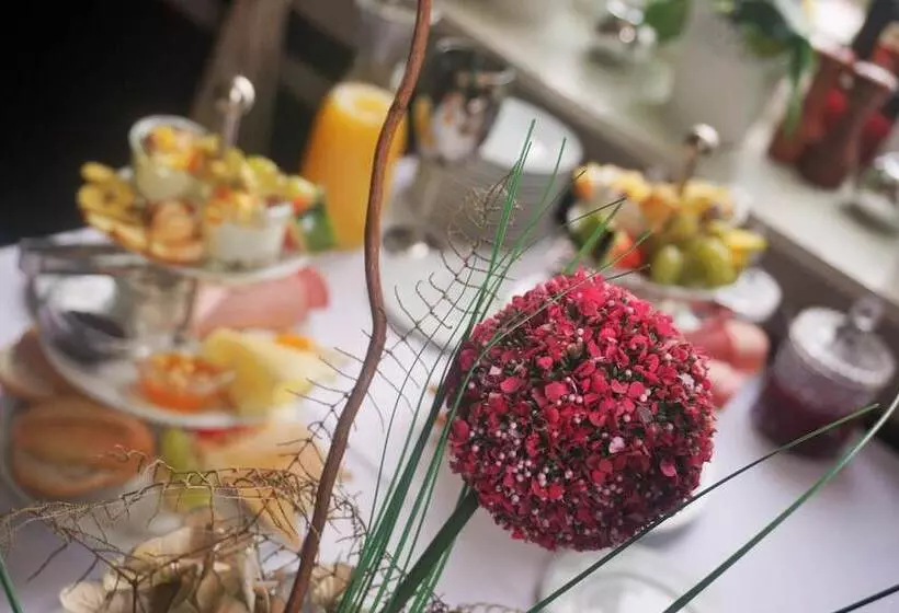 Hotelli Pharos Zur Seeve